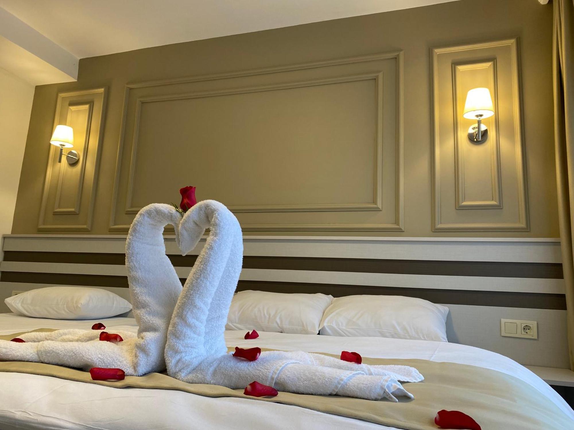 Hotel Grandaura Edirne Esterno foto