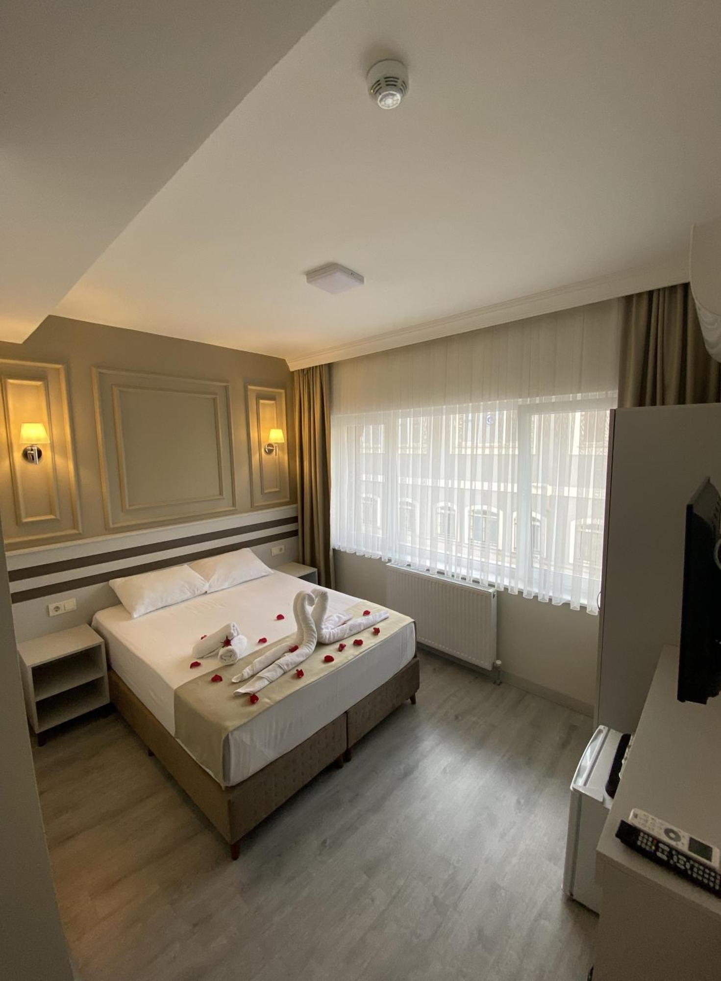 Hotel Grandaura Edirne Esterno foto